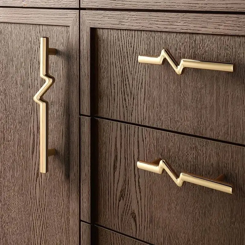 Modern Zinc Alloy Black Gold Door Handles Kitchen Cabinet Handles Solid Drawer Knobs Bathroom Furniture Hardware Dresser Knobs