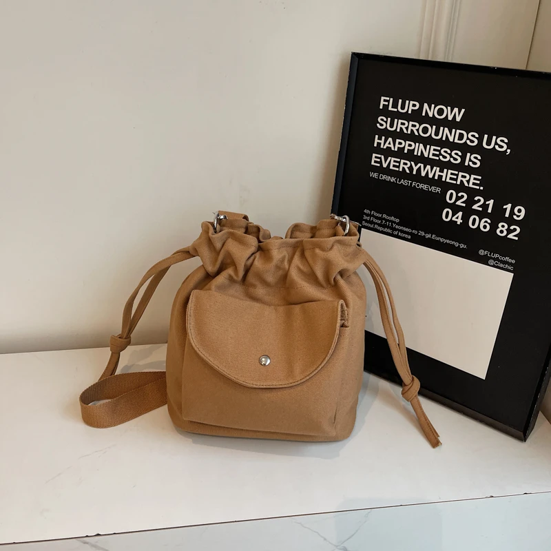 

Large Capaci Women's Crossbody Bag with Dstring Single oulder Buet Bag Faionable Versatile Commuter Mobile Phone S...