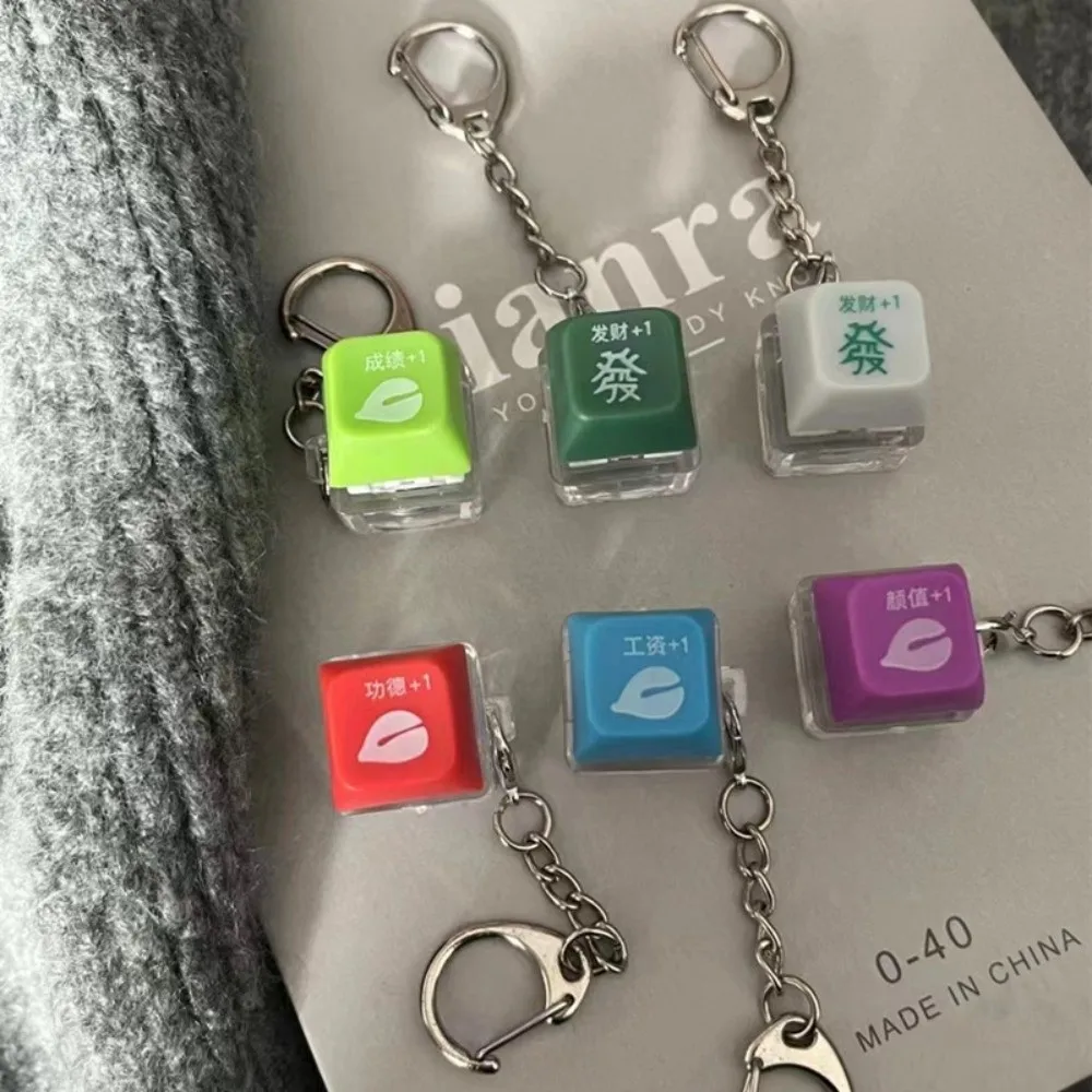 Relaxante diy teclado fidget chaveiro teclas botão com luz clicker brinquedo keycap alívio do estresse dedo teclado bonés