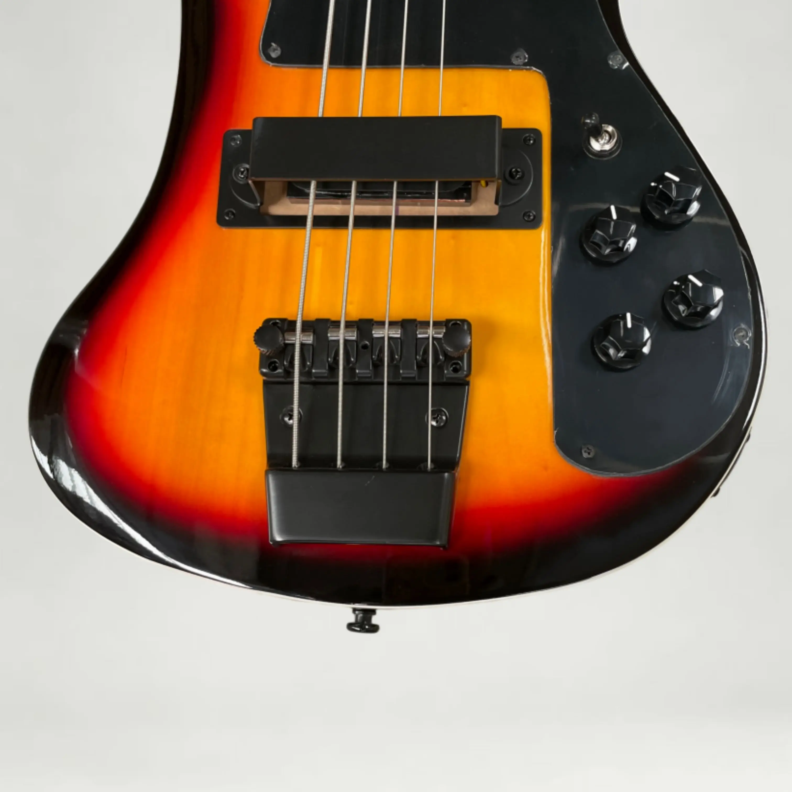 4 String Electric Bass Guitar, Sunburst Gloss Body, Black Guard & Hardware Guitars,Comfortable Playing for Music Lovers Guitarra