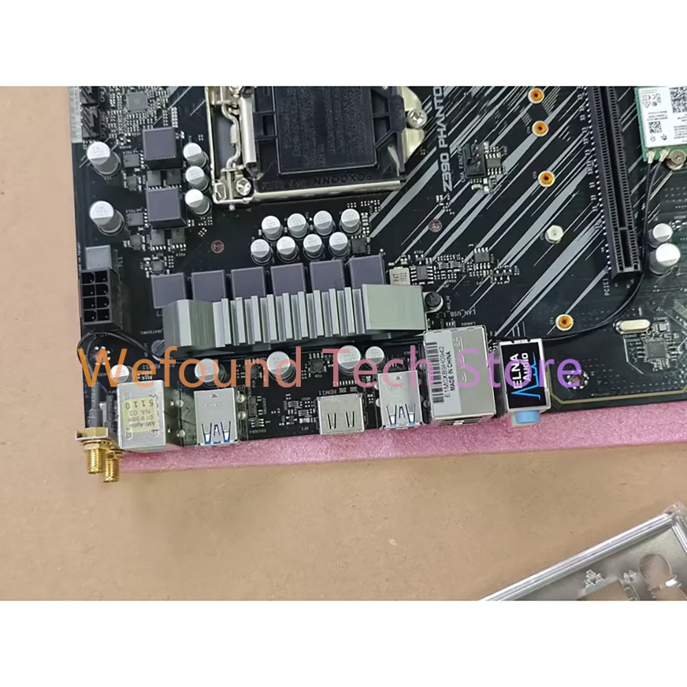 Z390 PHANTOM GAMING 4S Motherboard ATX Large Board DDR4 1151 Pin Length Width 30.5 * 21.3CM