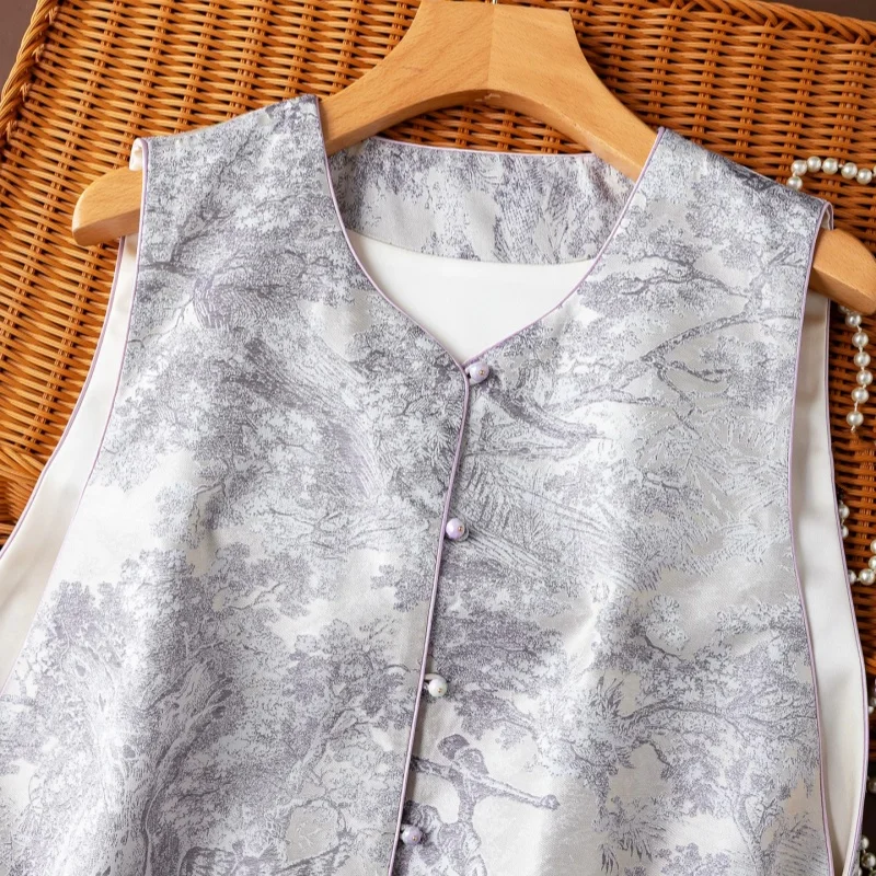 Birdtree, 100% Silk Print Tank Top, Woman Single Breasted Tops, Song Brocade Slit Vest, Chinese Style, 2026 Autumn New T69520JF