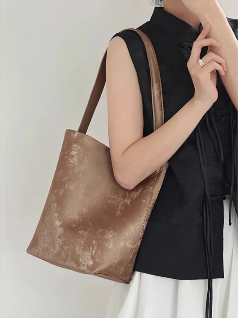 

Niche Designer Light Luxury Satin Cowhide Tote Women Shoulder Bags Large Capacity Commuter Handbags Sll-match Underarm Purses