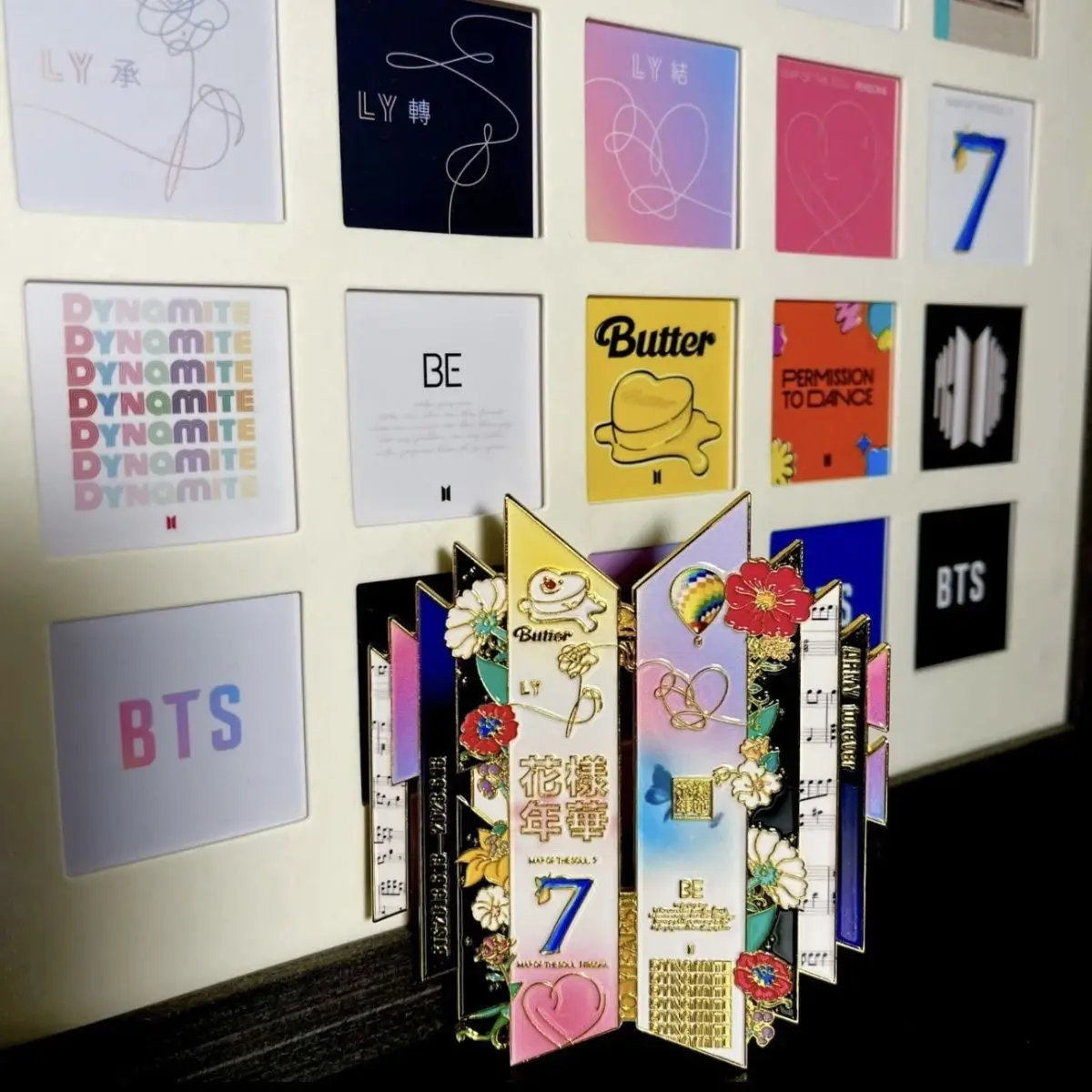 BT21 10. Jubiläums-Metallabzeichen: Hochwertige Sammlerstücke, Geschenk für beste Freunde – Detail 7