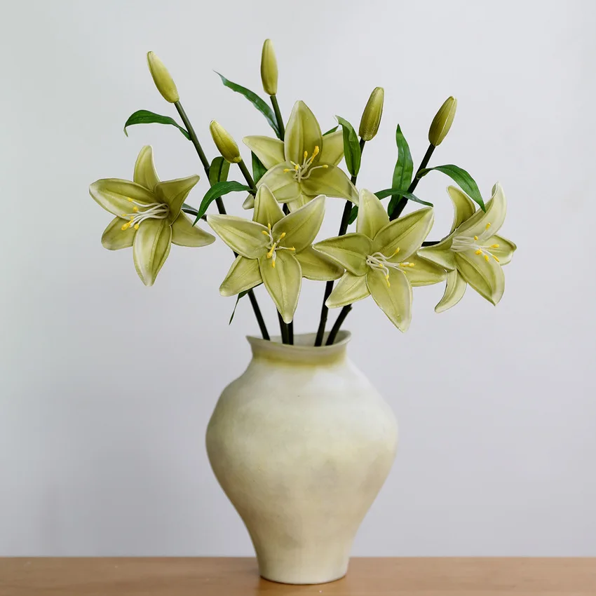 4 Stück Real Touch Lilien Künstliche PU-Blumen Heimdekoration Hochzeitsblumenarrangement Brautstrauß Partytischdekoration Lilien – Detail 13