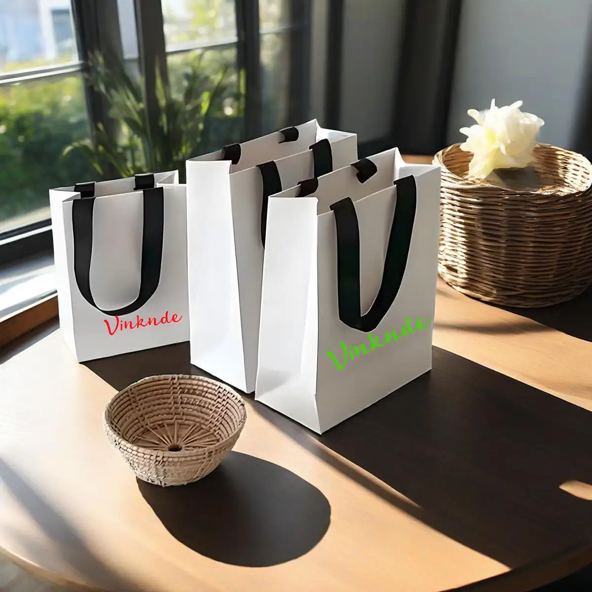 

Custom Your Own Logo Paper Tote Bag 24/50/100pcs 16x8x21cm Gift Shopping Packaging For Jewelry Perfume Candy Clothing Storage