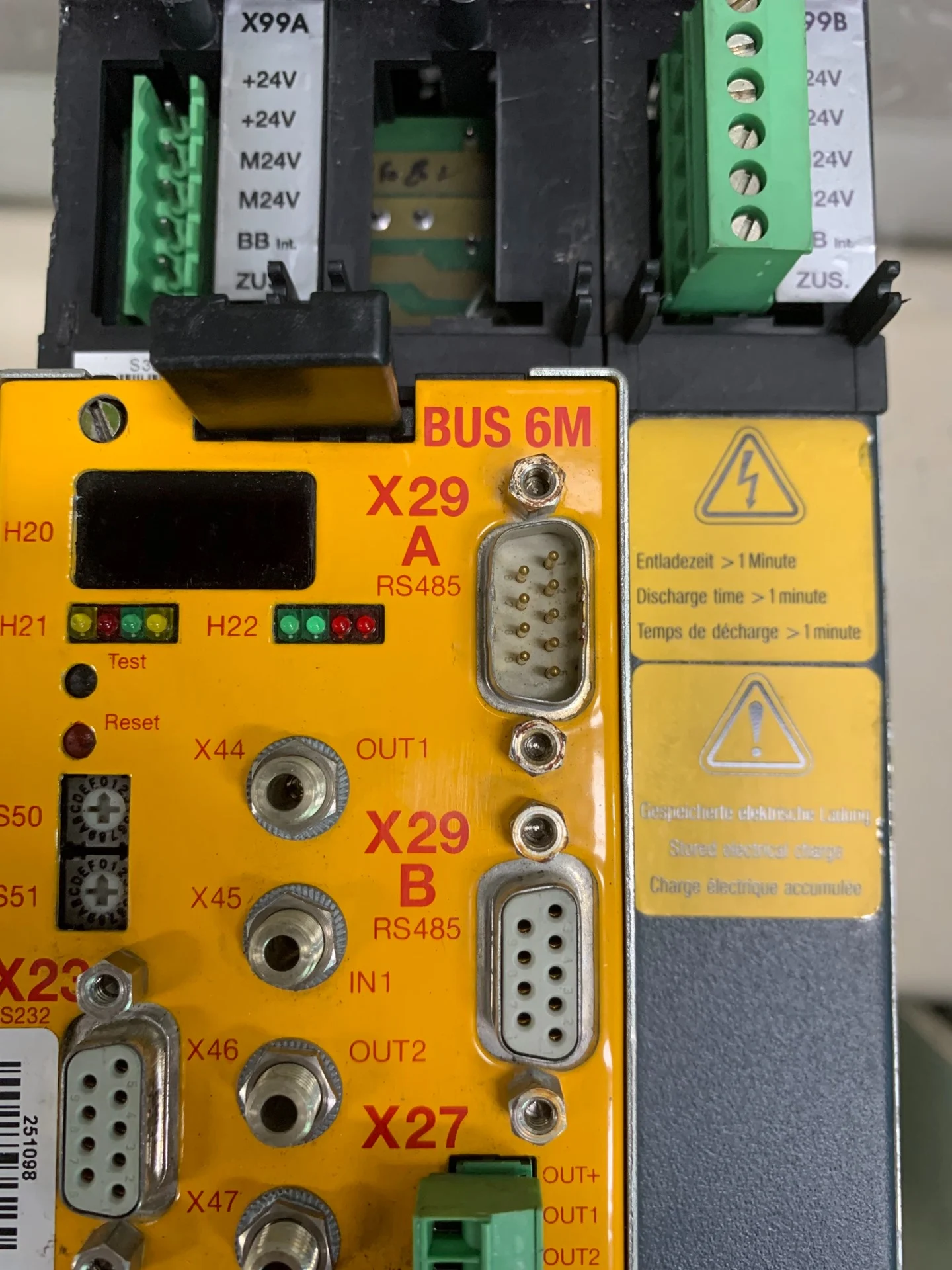 BUS622-15/22-54-M-505 Servo Drive para BAUMULLER BUS 6M