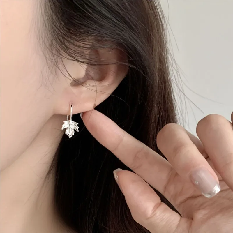 PANJBJ 925 Sterling Silve Maple Leave Studs Earring for Women Plant Texture Office Versatile Simple Accessories Gift Dropship