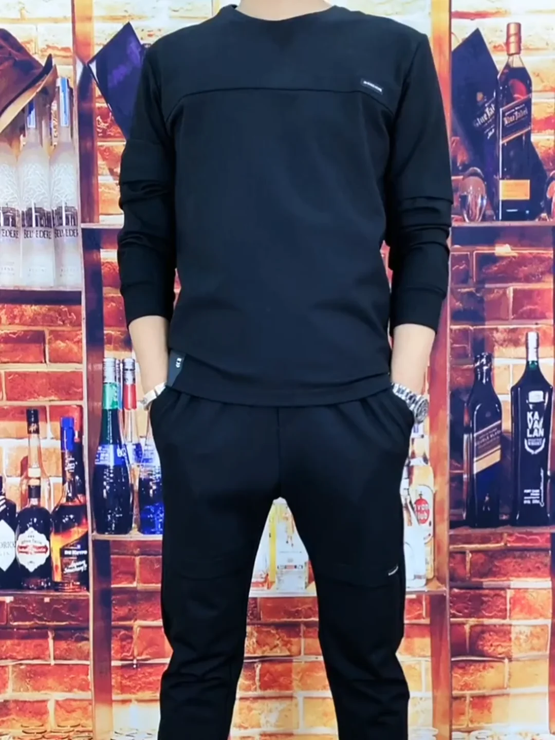 

Повседневный спортивный костюм для мужчин: модный универсальный комплект из двух предметов – свитшот и брюки с длинными рукавами для осени