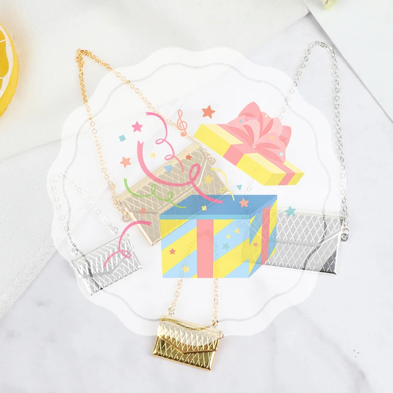 

Metal chain pack Doll Bag Miniature Shopping Handbag for Clothes Accessories