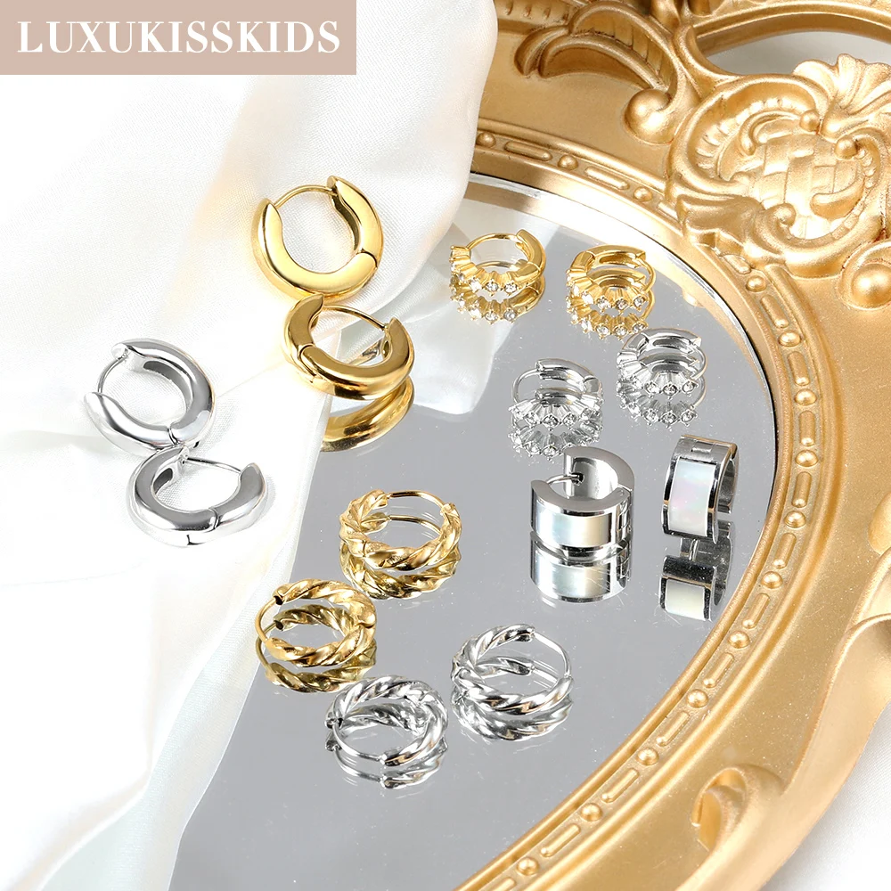 

LUXUKISSKIDS Silver Round Earrings White Shell Hoop Earrings Gold Plated Stainless Steel Circles Ears Clips Simple Dainty aretes