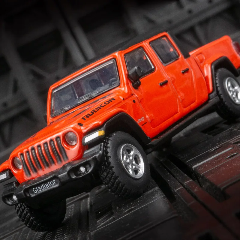 

1:64 simulation Jeep Wrangler alloy pickup truck transport model off-road vehicle ornament collection suitable for collection