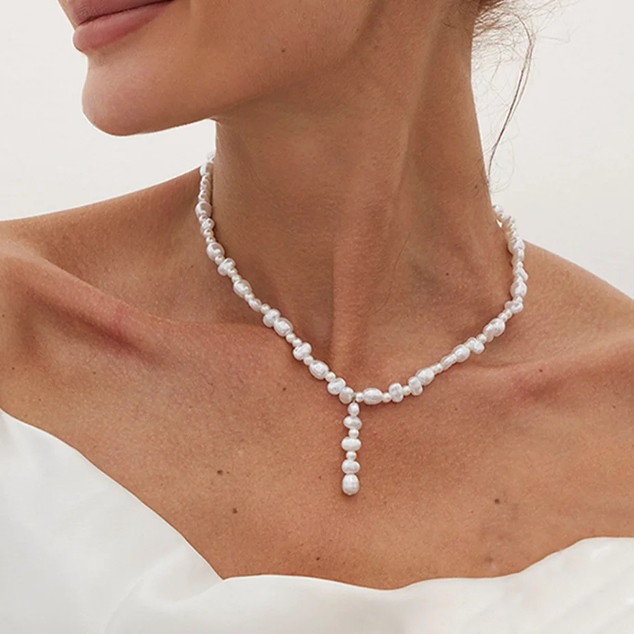 

French Vintage Elegant Irregular Imitation Pearl Necklace for Women Fashion Baroque Beads Neck Chain Charm Jewelry Wedding Gift