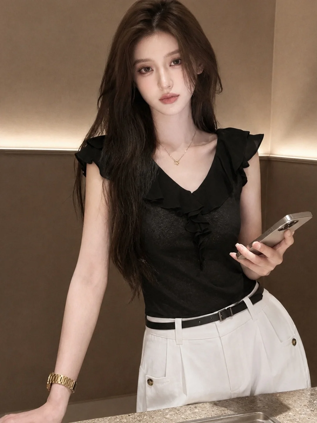 

Romantic Style Sleeveless Slim Fit Vest with Lace Trim Versatile Sexy Summer Top for Women Straight Cut Korean Version Silk M...