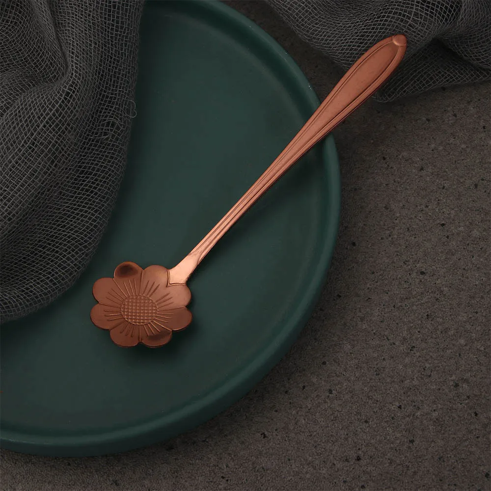 

Gold Mixing Spoon Stainless Steel for Sugar Ice Cream Coffee Dessert Tableware Cutlery Set Flower Spoon Set Teaspoon Soup Spoon