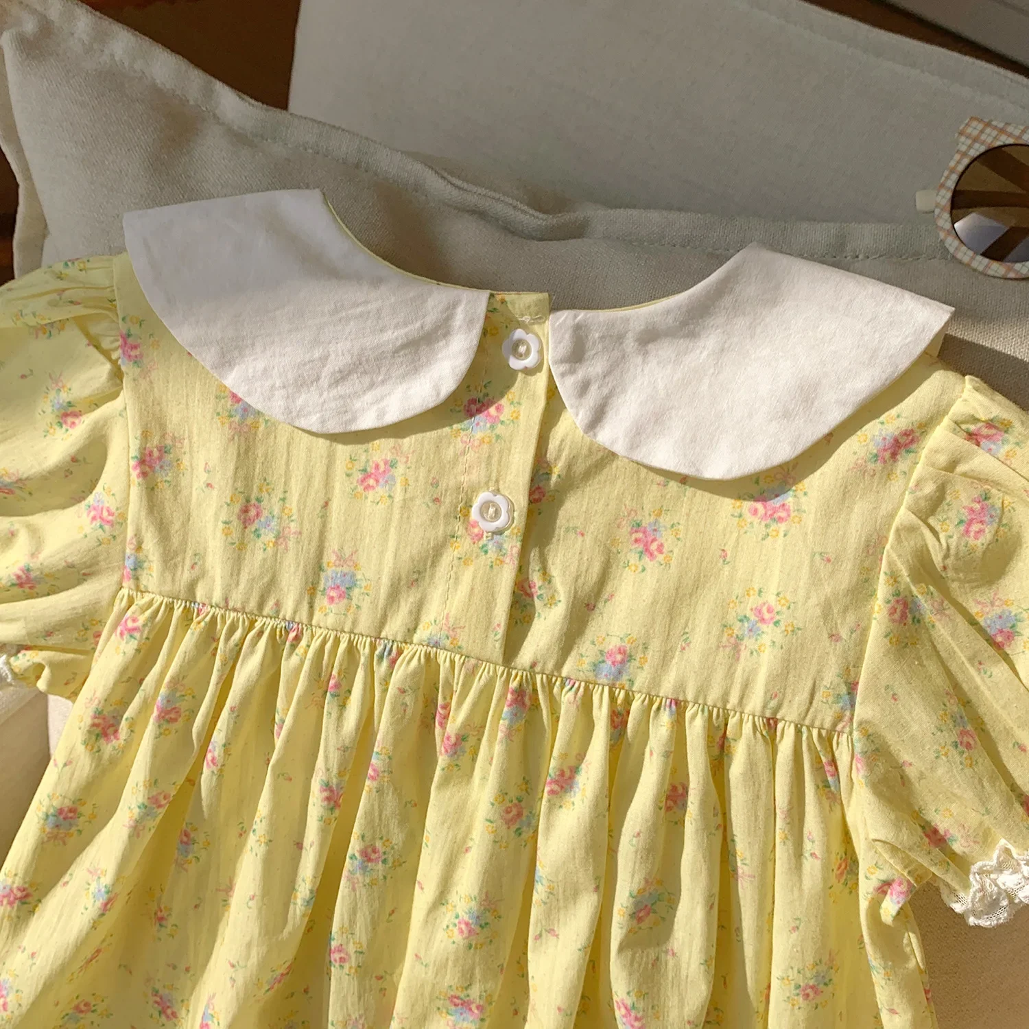 Hue Delicate Floral Print Large White Peter Pan Collar Lace Skirt for Children Kid Girl Adorable Short Sleeve Dress Light Yellow