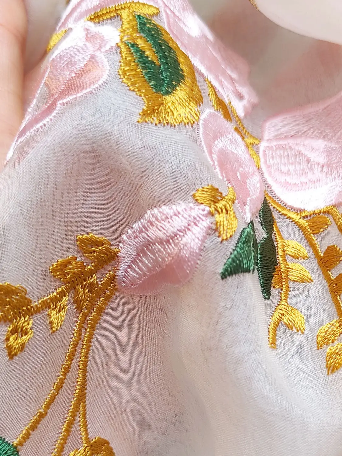 سترة مطرزة المرأة النمط الصيني خمر سترة بلا أكمام مشبك الرجعية القمم الإناث الصيف موضة جديدة