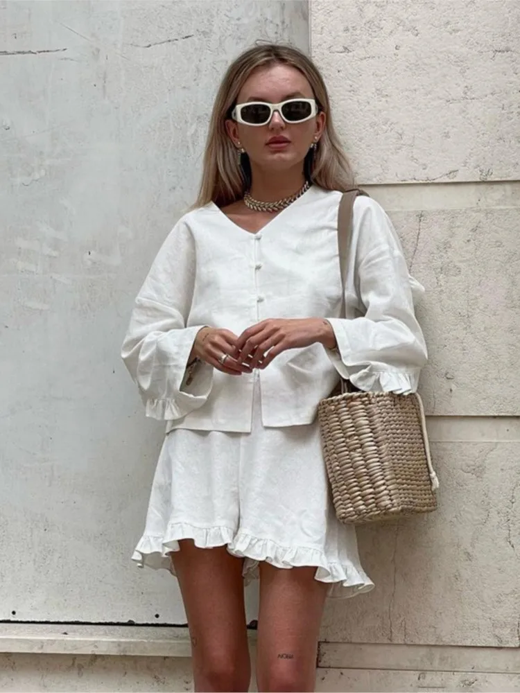 

New Women Solid Color V Neck Two Piece Set 2025 Fashion Casual Comfort Long Sleeve Tops Elastic Waist Ruffle Shorts 2 Piece Sets
