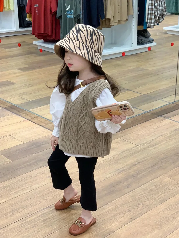 Childrens Clothing 2024 Autumn New Set Childrens Vest Bubble Sleeve Upper Sweet and Cute Three Piece Set