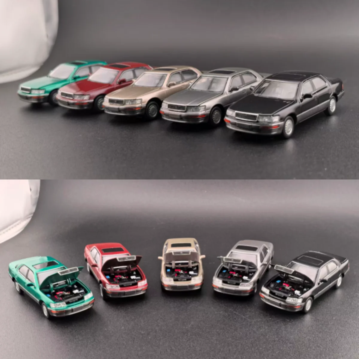 

Модель автомобиля FineWorks 1/64 LS400 с открывающимся капотом, литая под давлением