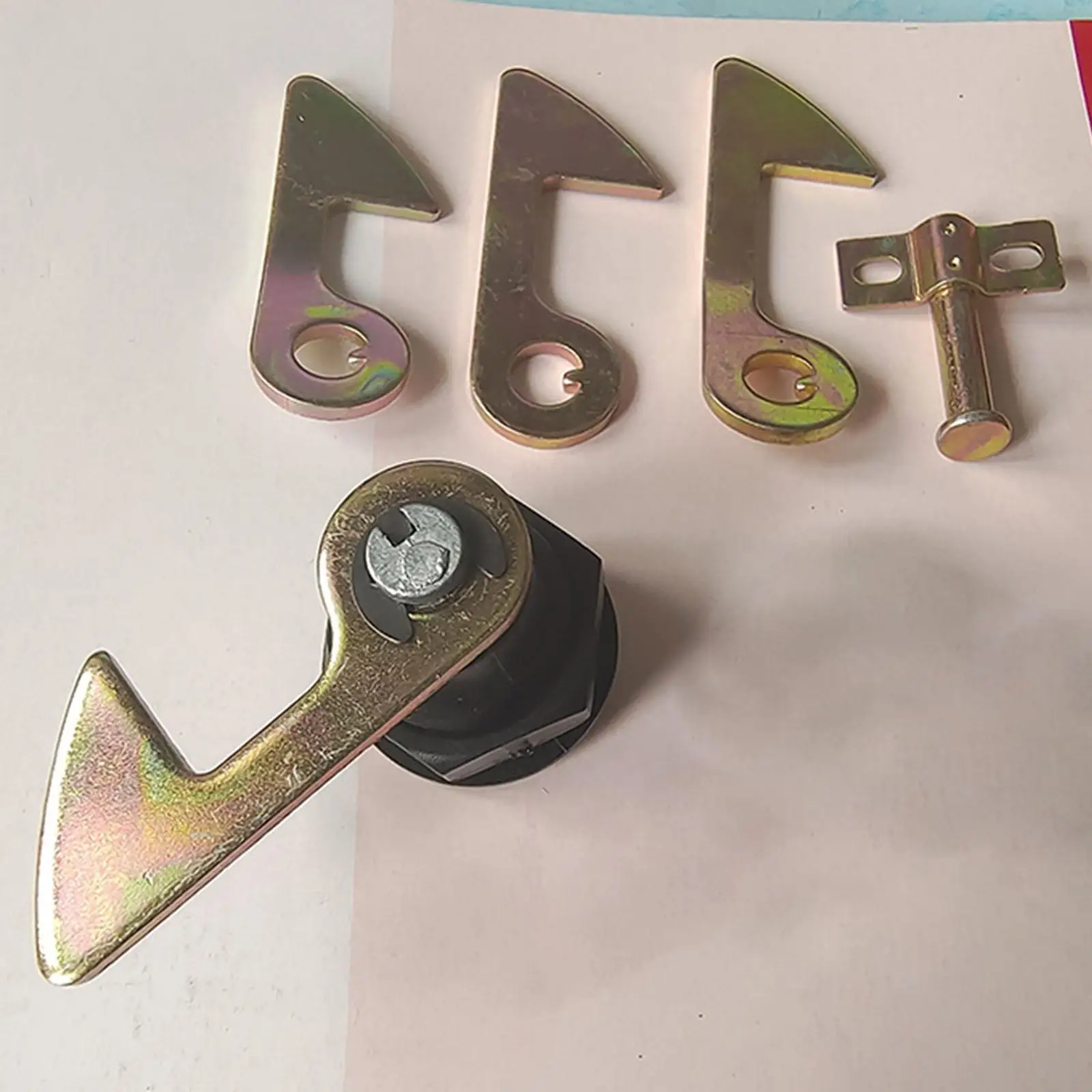 電動自転車トランクロックフック金属製テールボックス安全フック、オートバイトランク整理用