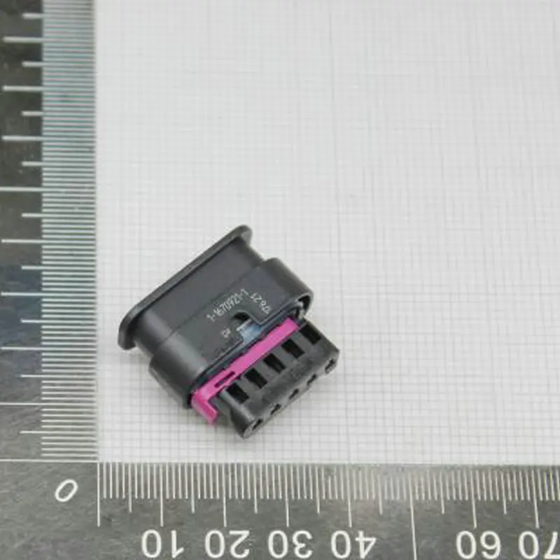 10setS TE/Tyco original connector 1-1670921-1 5P Wire-to-Wire .157 in