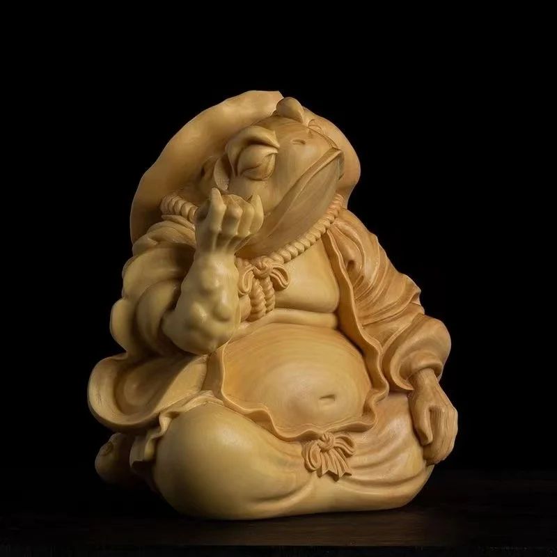 

Solid wood old material Immortal Jinchan prays for a frog Statuette ，Thuja - Boxwood Hand Carved，Home feng shui ornaments