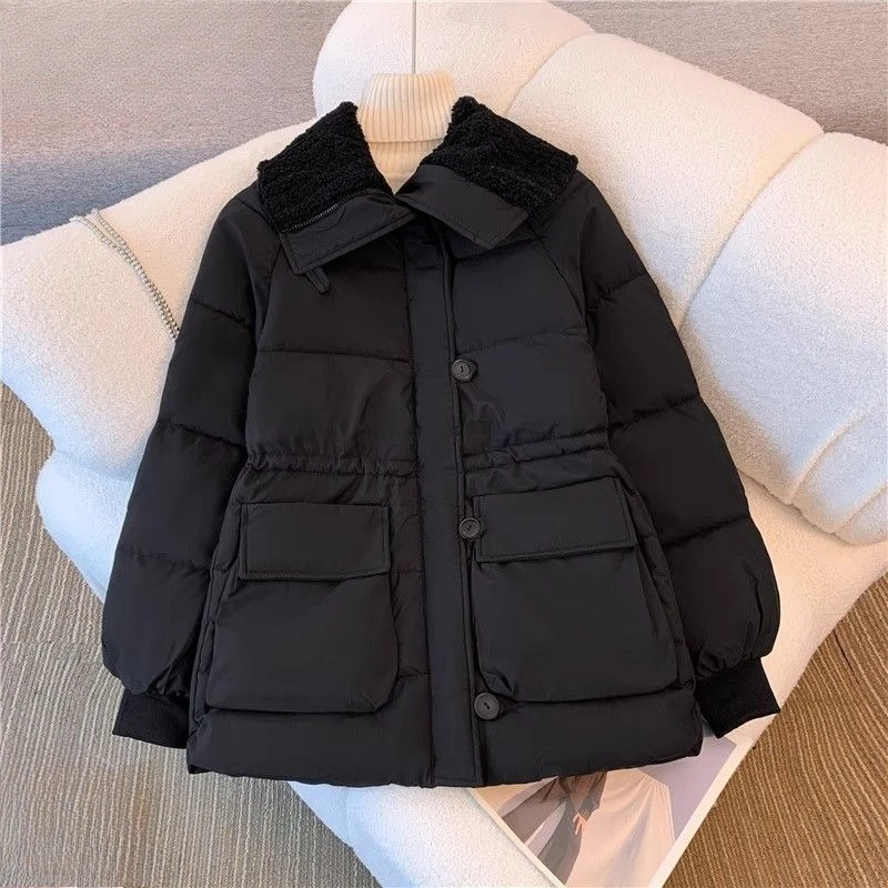 جديد 2025 سترة نسائية من فرو الضأن قطعة واحدة ملابس خارجية شتوية سميكة مع خصر برباط عصري #5