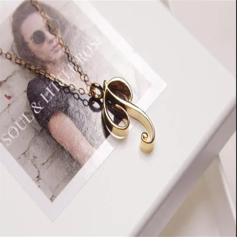 ZMZ 2019 Europe/US fashion English letter pendant lovely letter P text necklace gift for mom/girlfriend party jewelry
