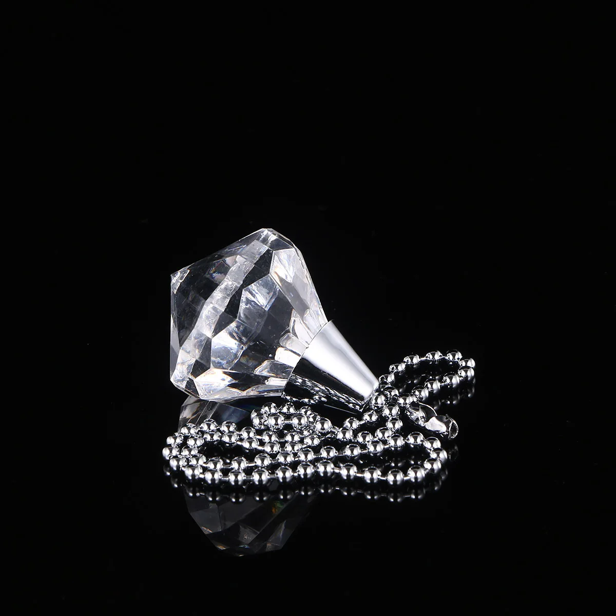 

2Pcs Ceiling Fan Chain with Connector Gorgeous Crystals for Light Fans Ventilation Easy Cut and Install Ceiling Fan Pull Chain