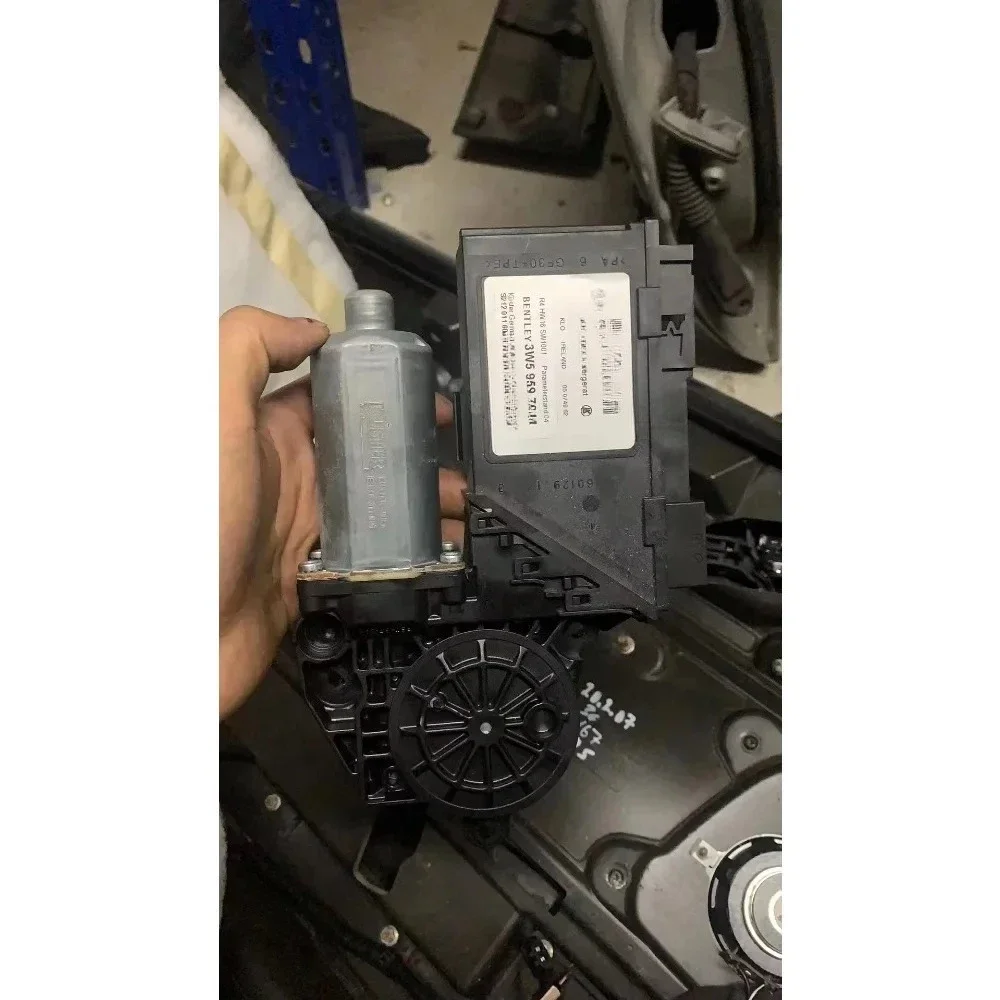 

High Quality Car Window Regulator Motor Lifter Motor for Bentley Flying Spur Accessories