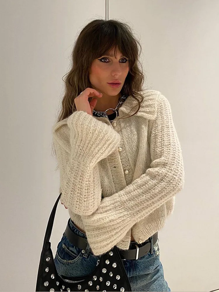 New Vintage Flare Sleeve Solid Lapel Knitted Cardigans Casual Single Breasted Loose Women\'s Sweater Female Commuting Streetwears