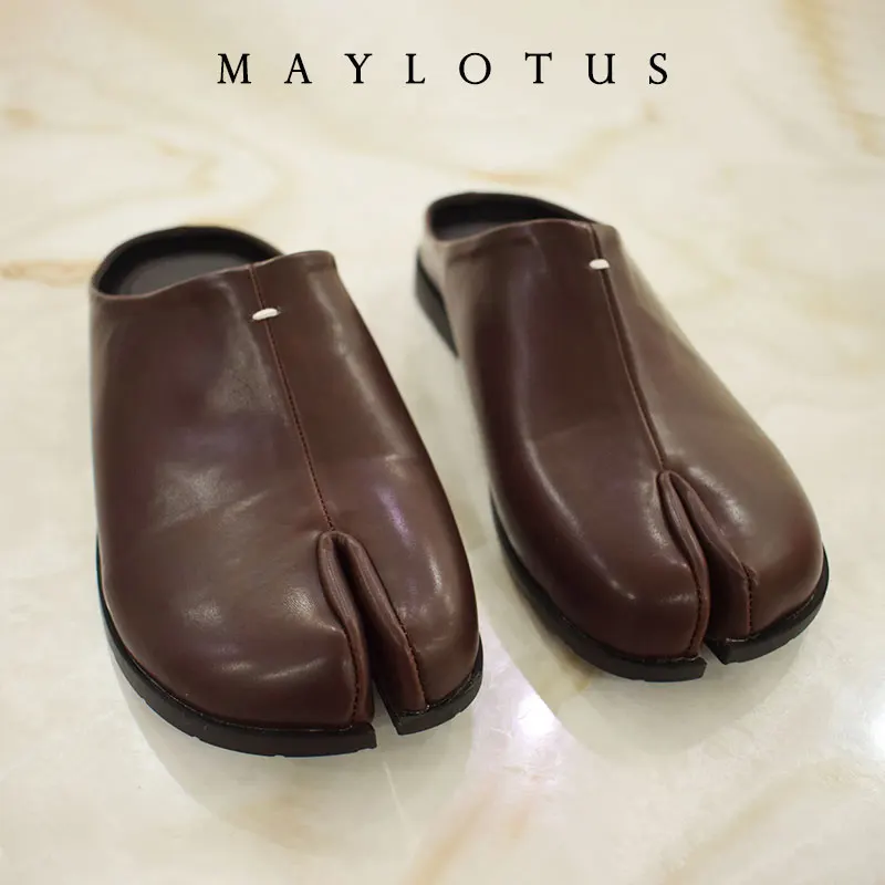 Novelty Split Toe Shoes Woman Ninja Tabi Slippers Leather Slides Comfy Mules Femmes Clog Sandals Pettitoes  Slippers Women