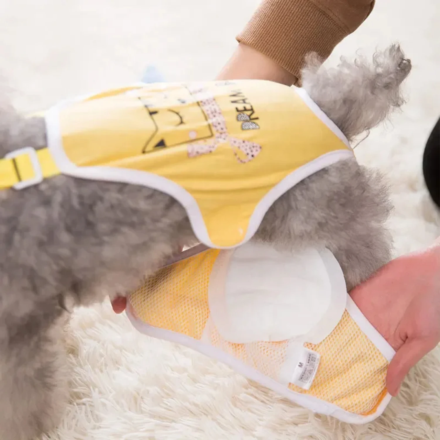 Eco-Friendly Disposable Dog Diaper Pad - High Absorbency, Soft and Comfortable - Sustainable Physiological Sanitary Pants for Fe