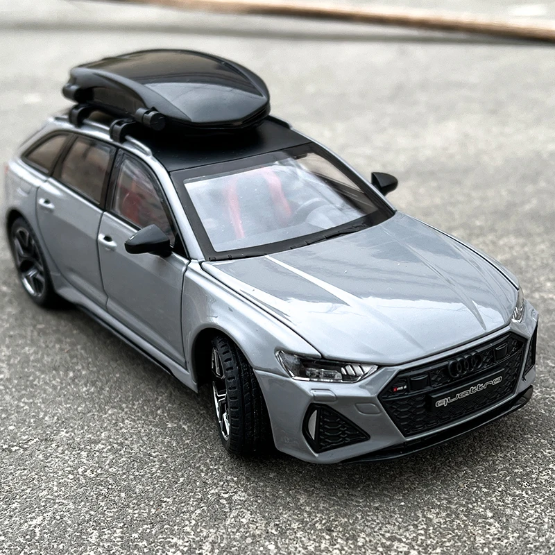 1:24 Audi RS6 Station Wagon 2022 Alloy Model Car Toy Diecasts Metal Casting Sound and Light Car Toys Vehicle