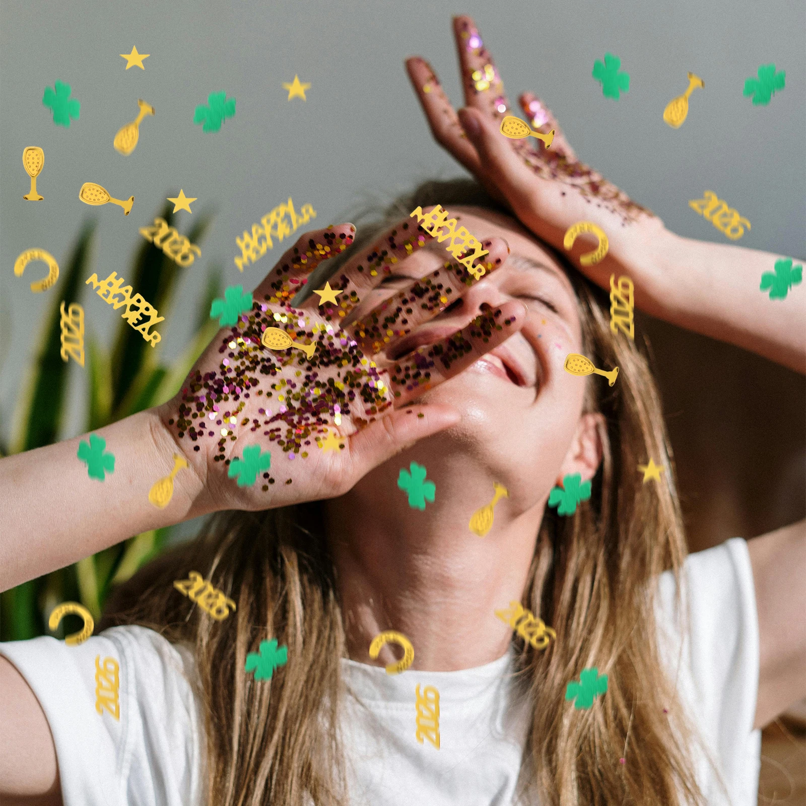 

3 Bags New Year Decoration Set Glitter Table Confetti Wine Bottle Horseshoe Four Leaf Clover Design For Party Supplies Desktop