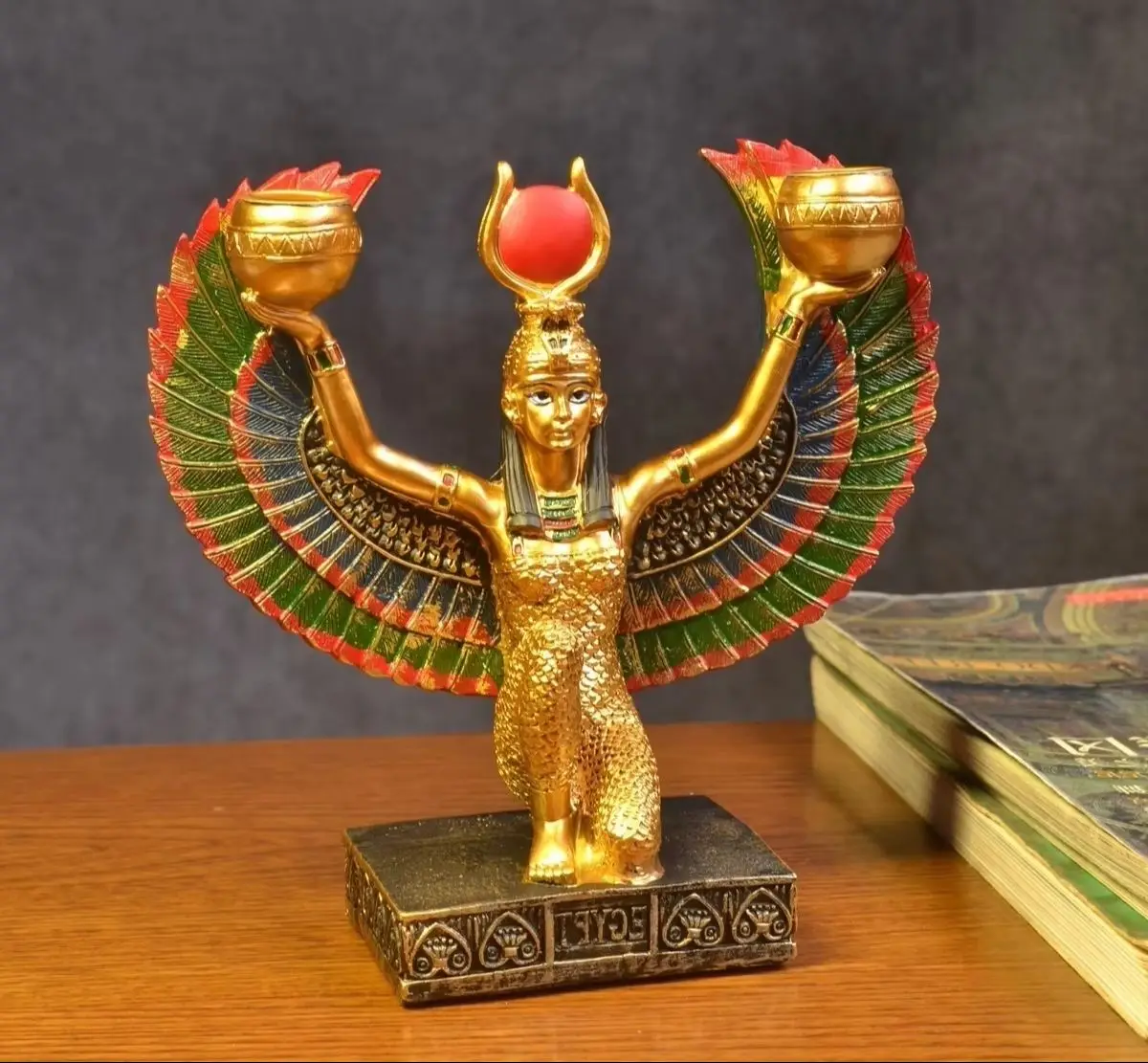 Ancient Egyptian Pharaoh, gorgeous queen, European style handicraft, modern fashion theme, bar decoration