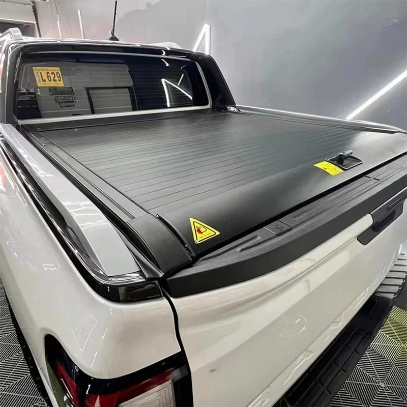 Ranger Wildtrak 4Wd Offroad Reatractle Tonneau Manual Rolling Up Aluminum Hard Bed Cover Shuttle Lid