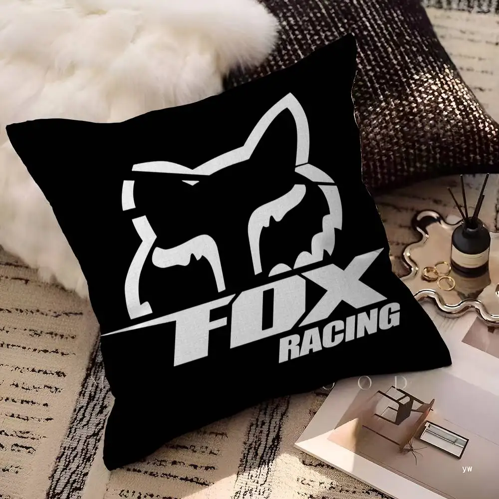 Cartoon Racing F-Foxes Logo Maple Design Cushion Cover Happy Autumn Harvest decor Holiday Decorati Pillow Cover