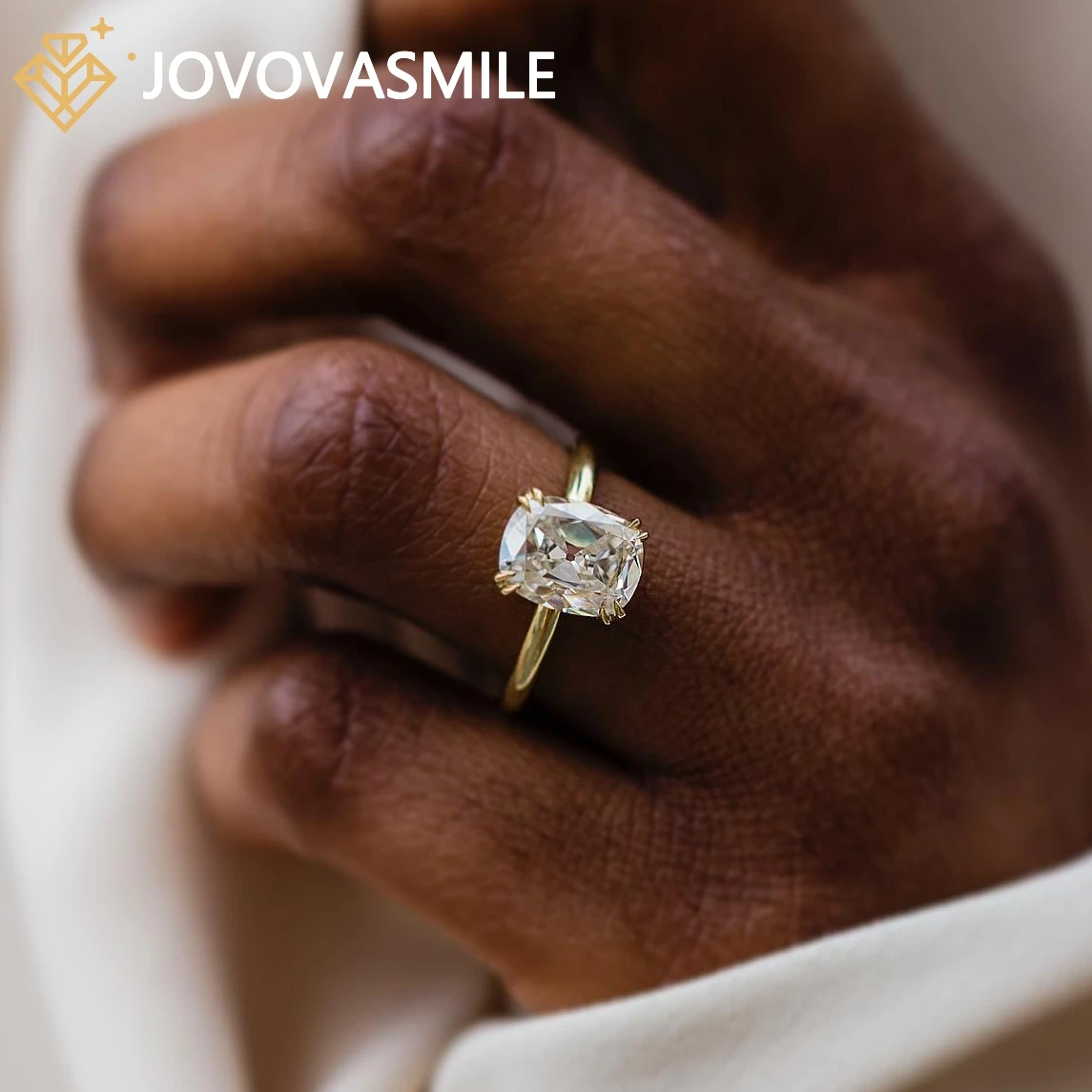 

JOVOVASMILE 3 Carat 10x7.75mm Old Mine Cushion Cut Vintage Moissanite 18k Yellow Gold 1.9mm Solitaire Band For Woman Wedding