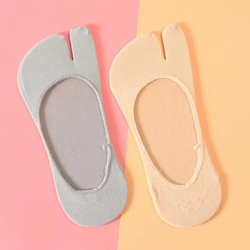 3 Pairs Tabi Socks Chaps Invisible Nylon Two Toe Socks Toe Separator Socks Women Low Cut Toe Socks Summer Short Socks Pure Color