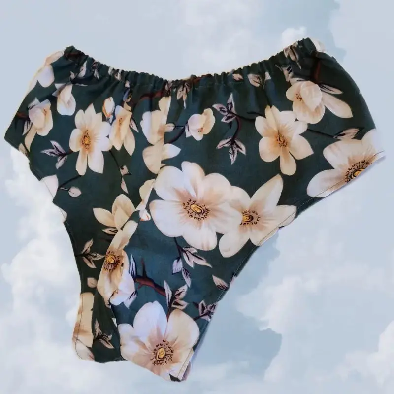 Men's Briefs Soft Breathable Silk Cotton Sexy Print Mid Waist Sexy Convex Pouch Panties Loose Cozy Male Underwear Daily Wear