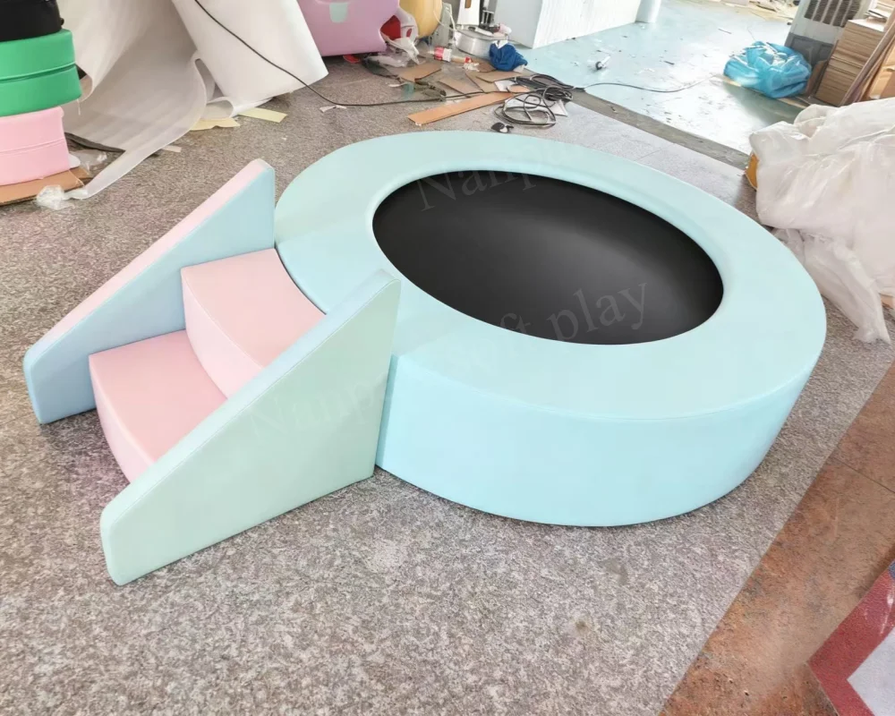 Soft Play Trampoline with Step - Kids Toys Mall 评论和价格