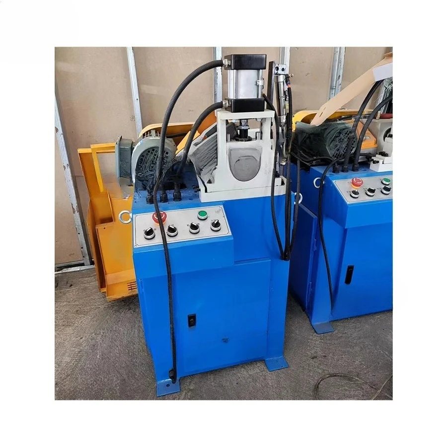 Smussatrice automatica piatta per tubi in ferro per tubi in acciaio Macchina per formare tubi Smussatrice per estremità a barra tonda
