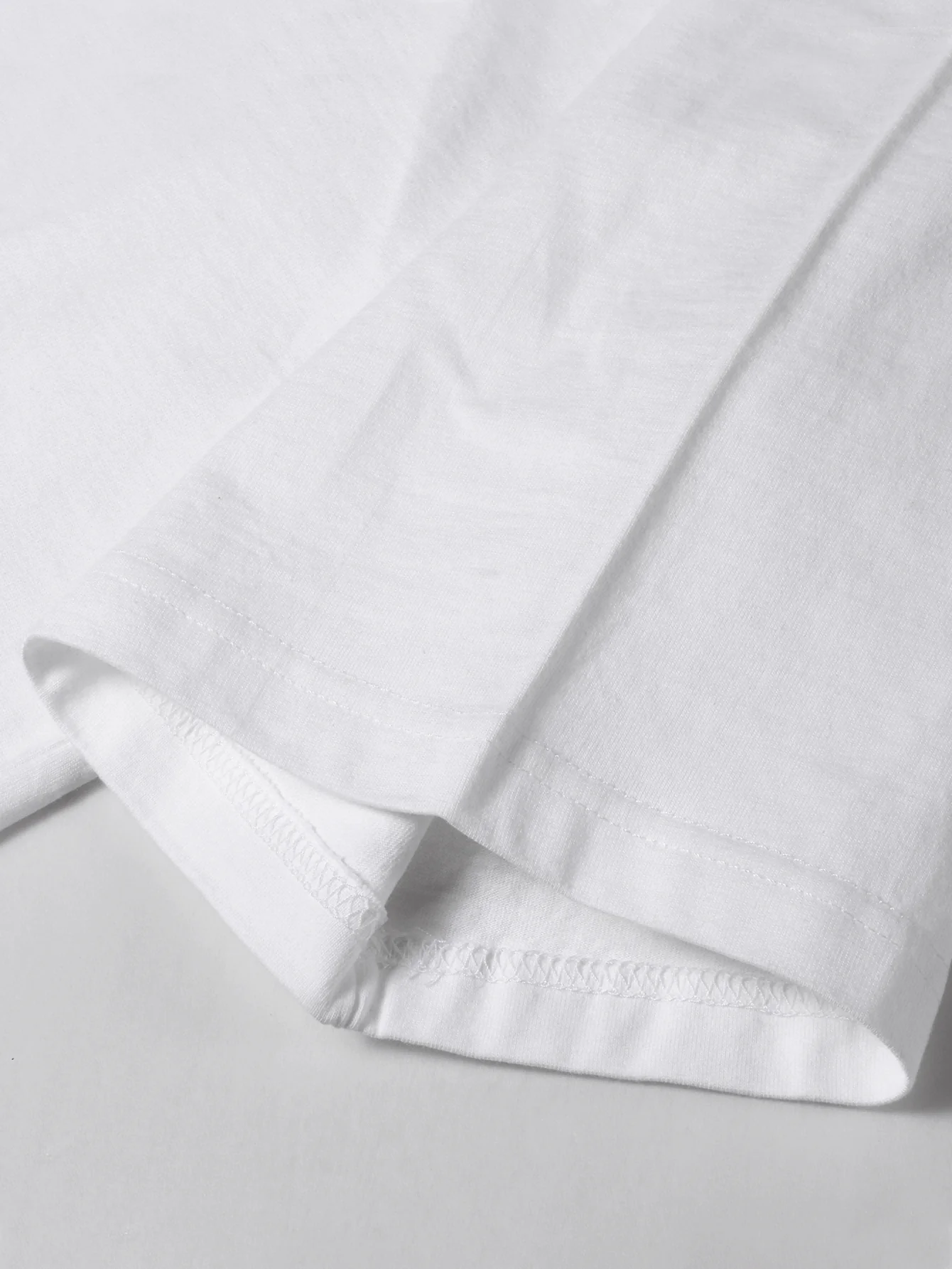 سانتا عيد الميلاد تي شيرت أخبرني ما تريده تي شيرت عيد الميلاد قميص هدايا عيد الميلاد النساء تيز جولة الرقبة قصيرة الأكمام