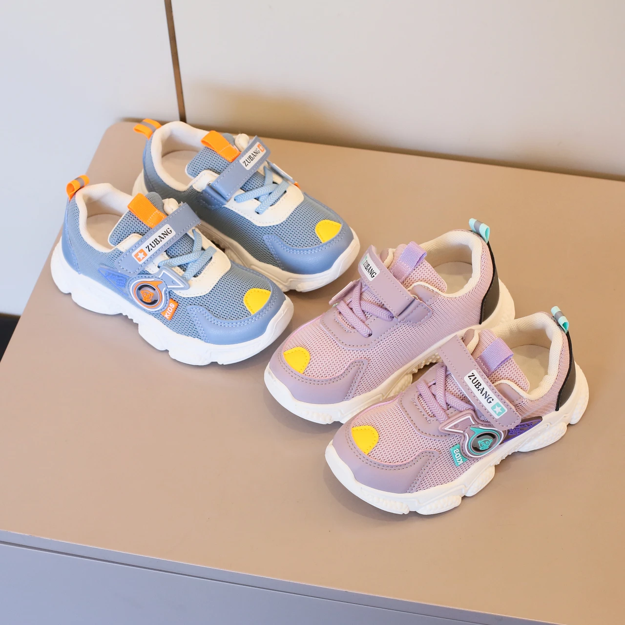 Kids Comfortable and Breathable Style Non-slip New Children's Casual Shoes for Boys and Girls Sports Shoes Student Running Shoes