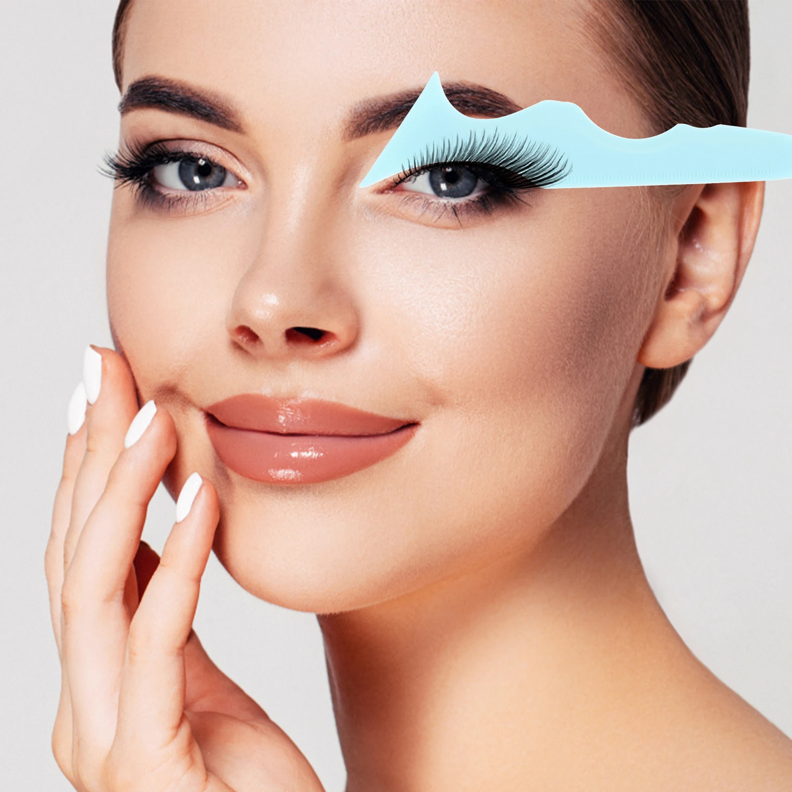 Make-up-Hilfswerkzeug, Multi-Winkel-Eyeliner, Tragehilfe, wiederverwendbare Silikonschablone für Mädchen, Lippenlineal, Augenbrauenführung, Make-up