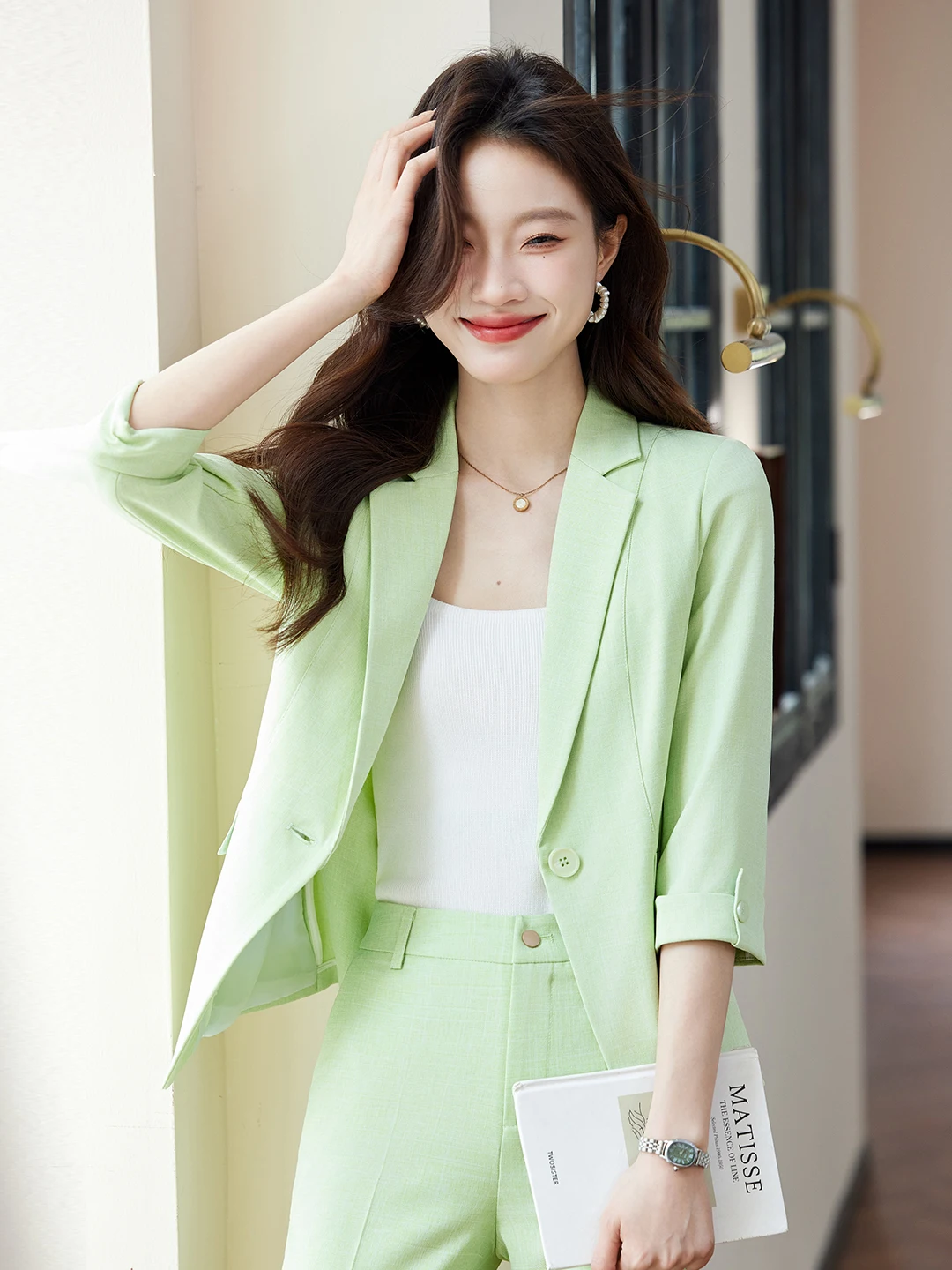 

Green Suit Set Women's Casual Thin Sleeve Seven-Quarter Length Polyester Fiber Commute Style Spring 2026 New Arrival