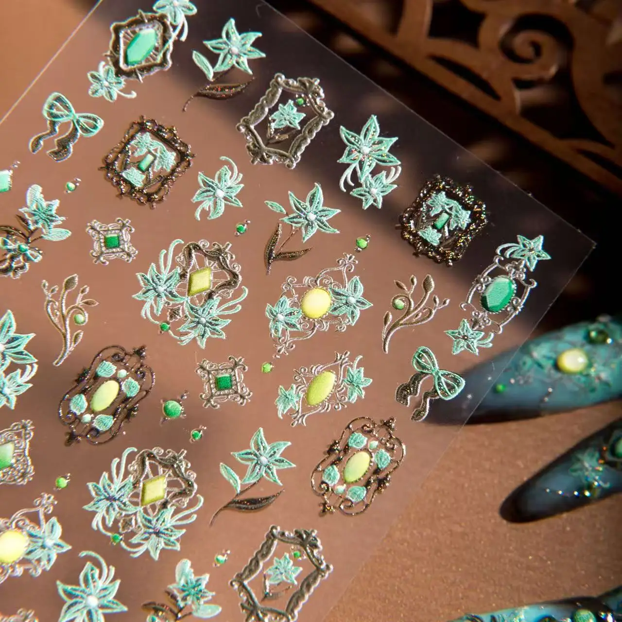 Vintage Dreamy Mystical Chinese Emerald Photo Frame Nail Stickers, Floral Cluster Luxury DIY Nail Art Decorations