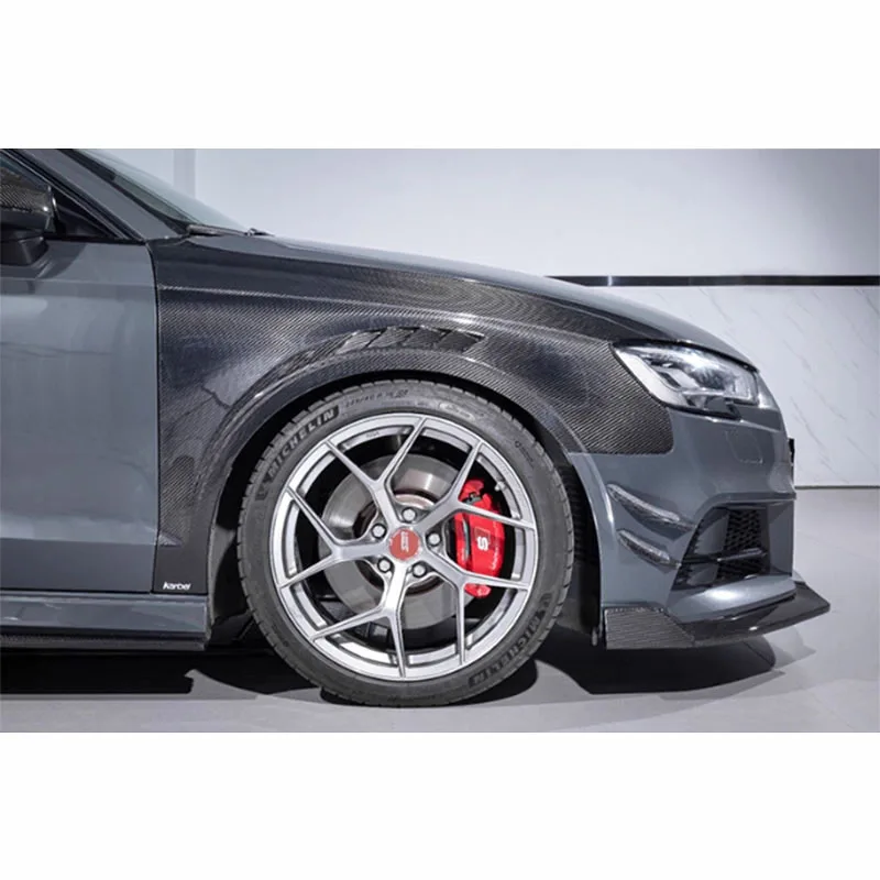

Накладки на передние вентилируемые крылья из настоящего карбона для Audi A3 S3 8V LCI 2017-2020, пара, глянцевые